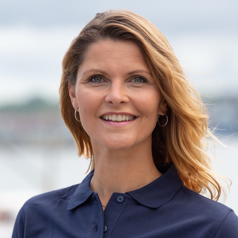 <strong>Kristin Recke</strong><br>Sportkommentatorin<br>und Moderatorin